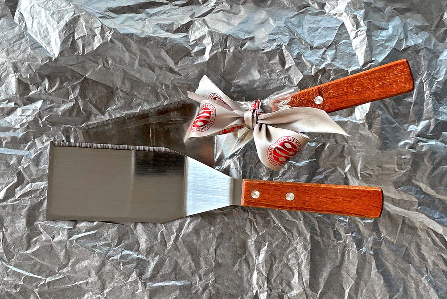 Silver spatula for lasagna